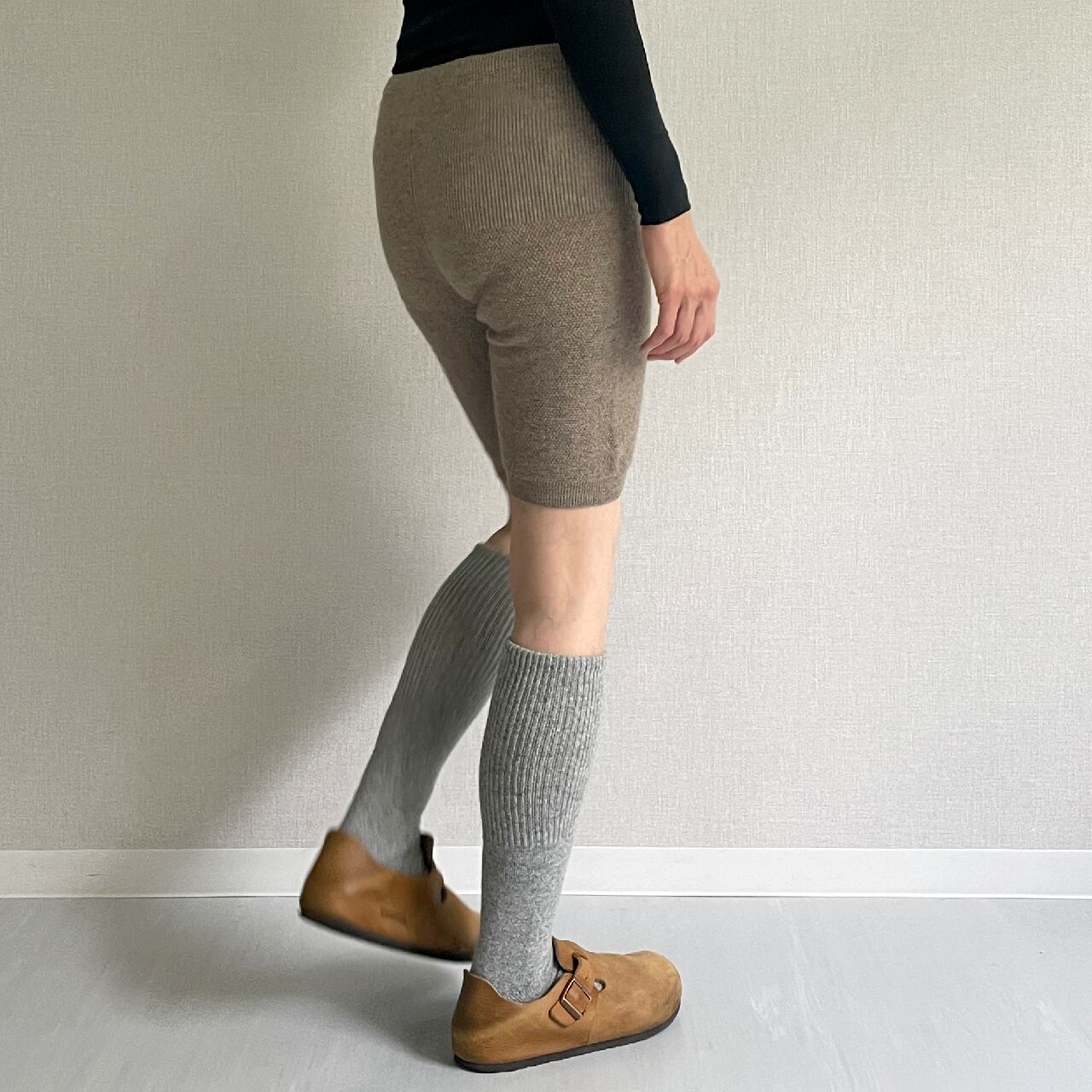 ウールのハイソックス／毛100％タイプ｜グレー | 空飛ぶ羊 BASE