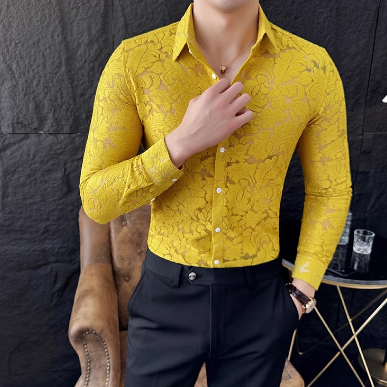 春夏にぴったりな半透明のレースデザインハンサムシャツ　SH006