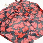 【フラメンコ衣装】ブラック ワンピース ドレス 赤 黒 伸縮 薄い ストレッチ 薔薇 花柄 レッスン 練習着 広がる ノースリーブ