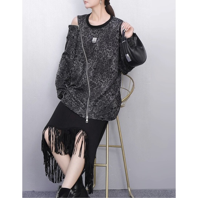 Diagonal zip leopard pullover【2color】 C1335