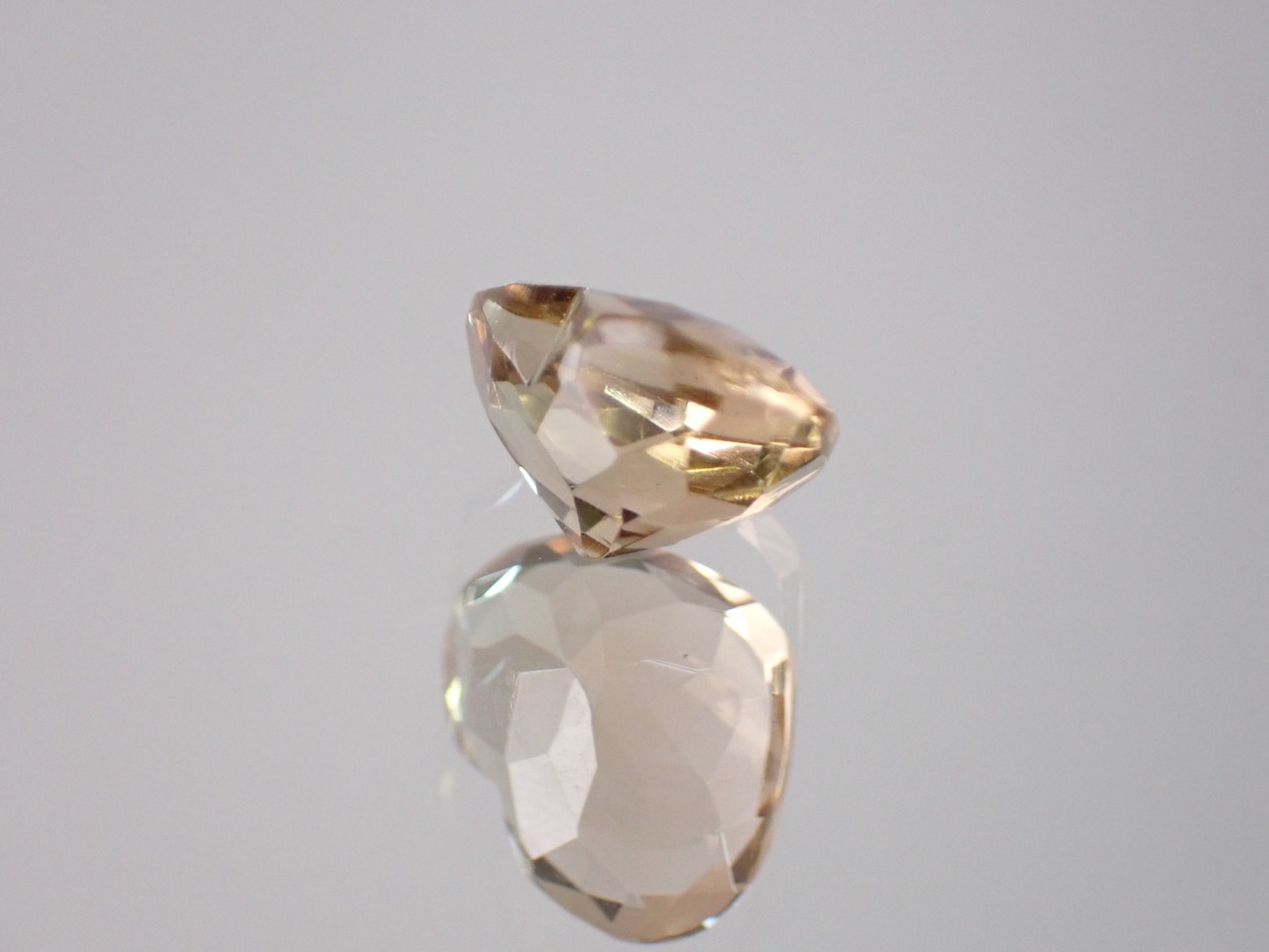 シトリン（ハートカット）　2.52ct　[C13‐616]