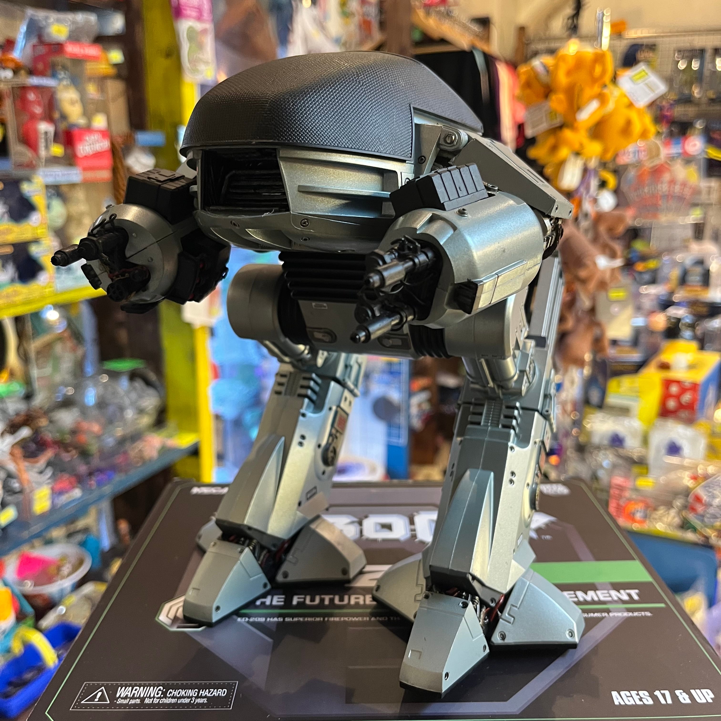 送料無料 ED-209 アクションフィギュア ネカ ロボコップ | Toys-A