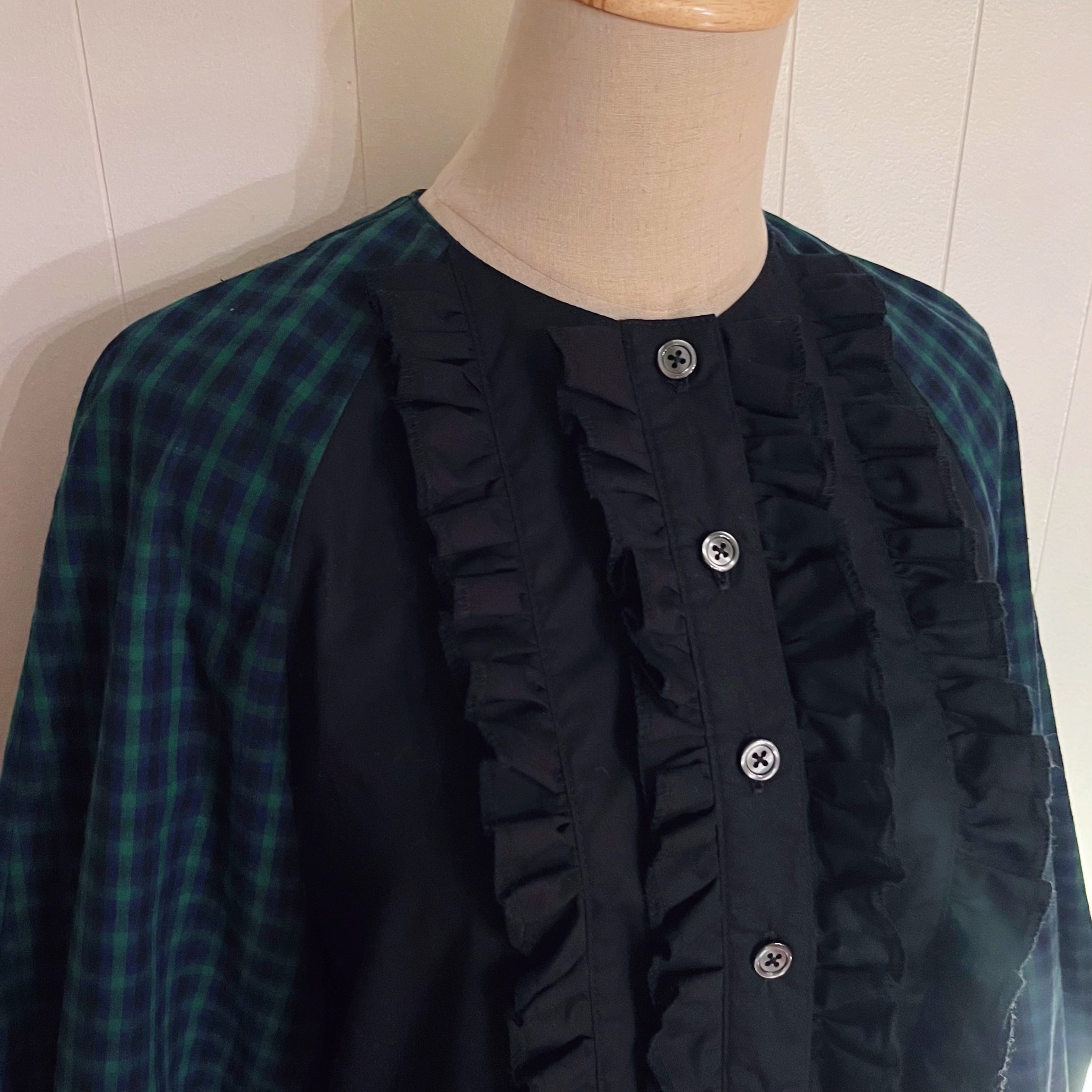 original / black × green check raglan sleeve one-piece