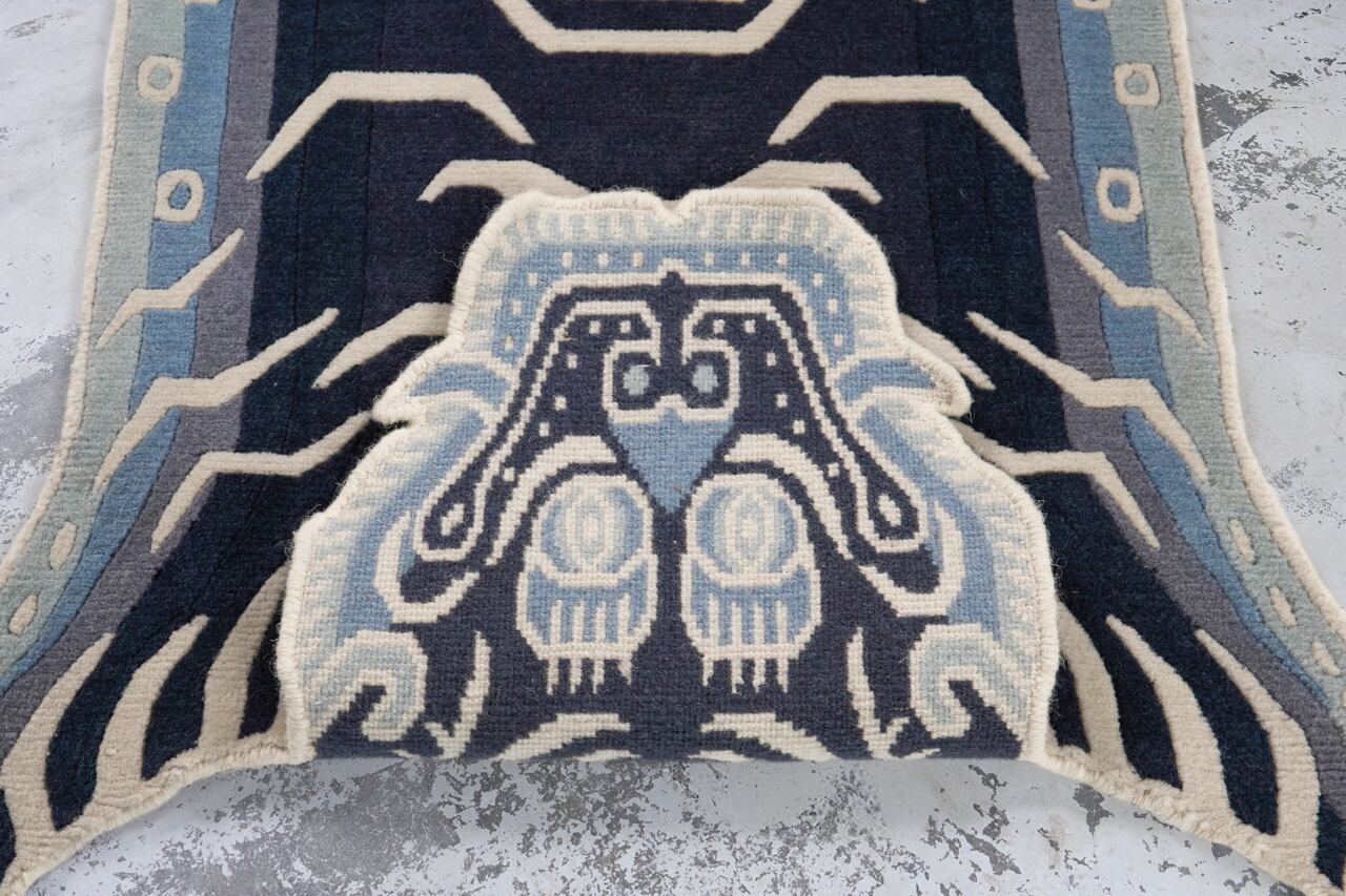 Tibetan Tiger Rug 《Mサイズ•ウール・オリジナル3・インディゴカラー