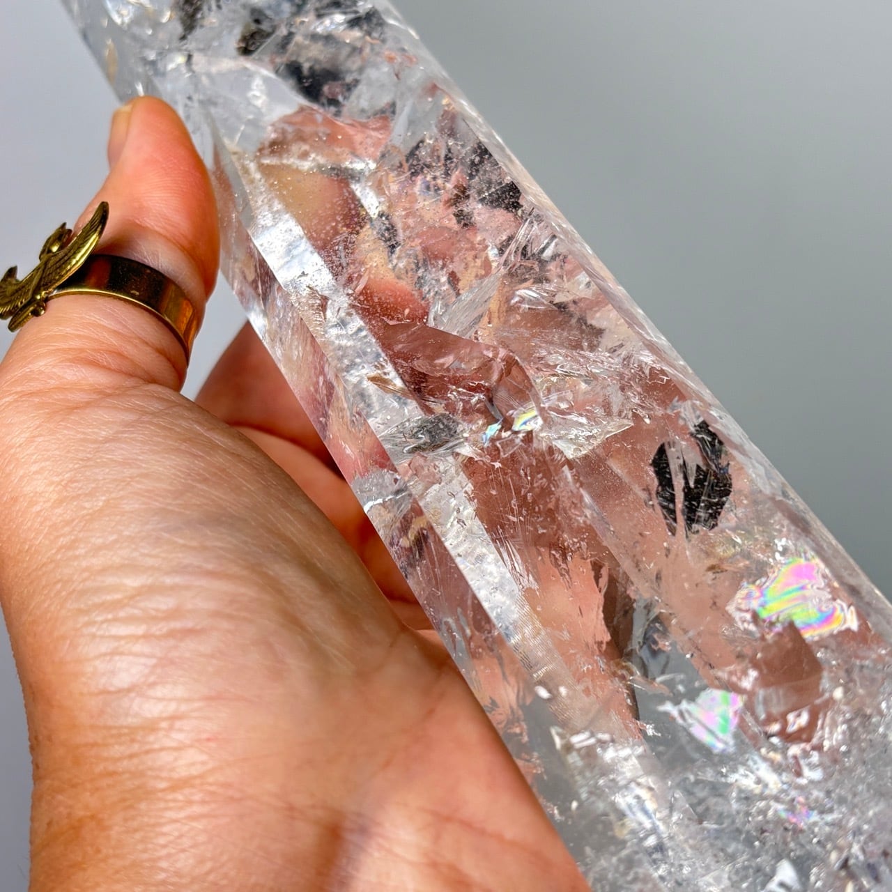 ドゥルージー入りホワイトアゲートのタワー Druzy White Agate Tower