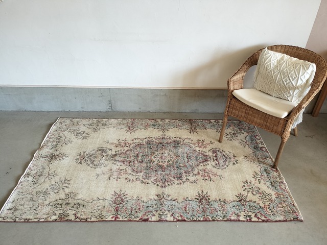 Turkish rug No.677