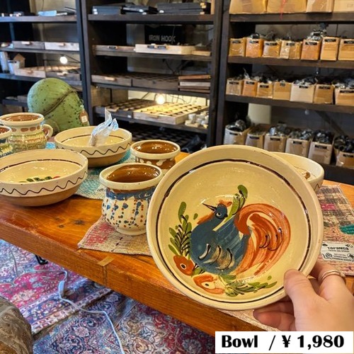 Romania Slipware stacking bowl　ルーマニア　スリップウェアスタッキングボウル　17cm　ニワトリ　中鉢　スープボウル　洋食　肉料理　魚料理
