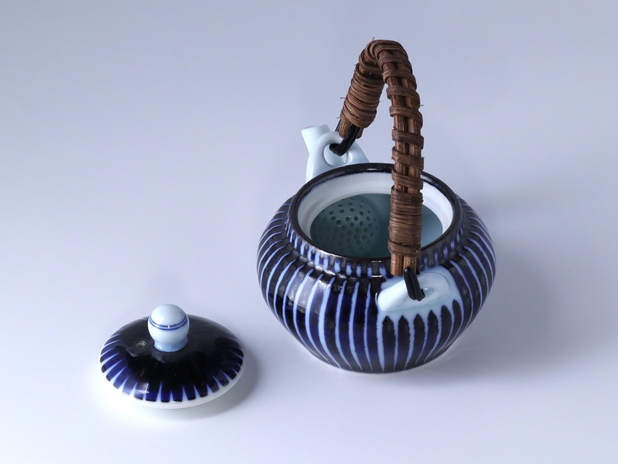 ミニ土瓶 染付十草 | 有田焼の白峰堂