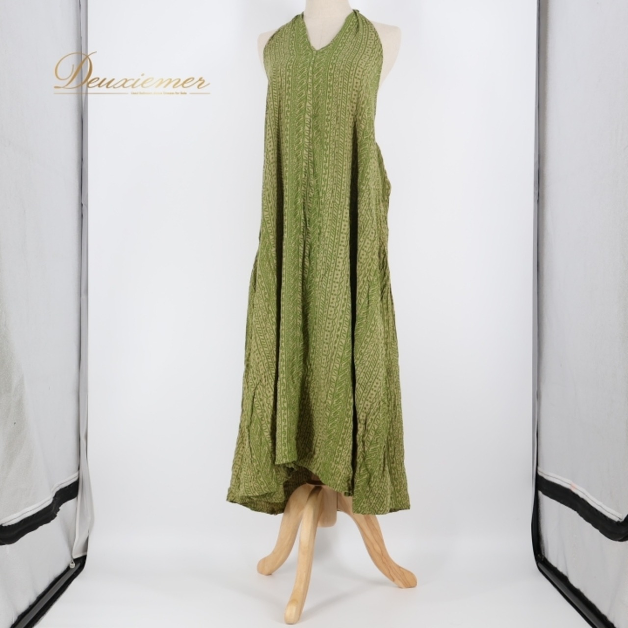 フラダンス 衣装 ワンピース ドレス カーキ系 ノアノア NOANOA サッシュドレス タヒチアン おしゃれ 上品 大人っぽい 華やか かわいい グリーン系 緑 フラ ダンス ハワイアン アロハ フラダンス衣装 ワンピース ドレス レディース カジュアル エスニック デザイン