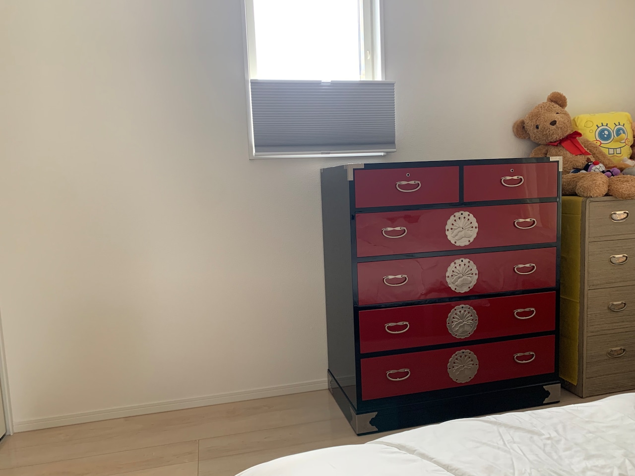 二本松伝統家具　30朱塗箪笥　四の二・画像3