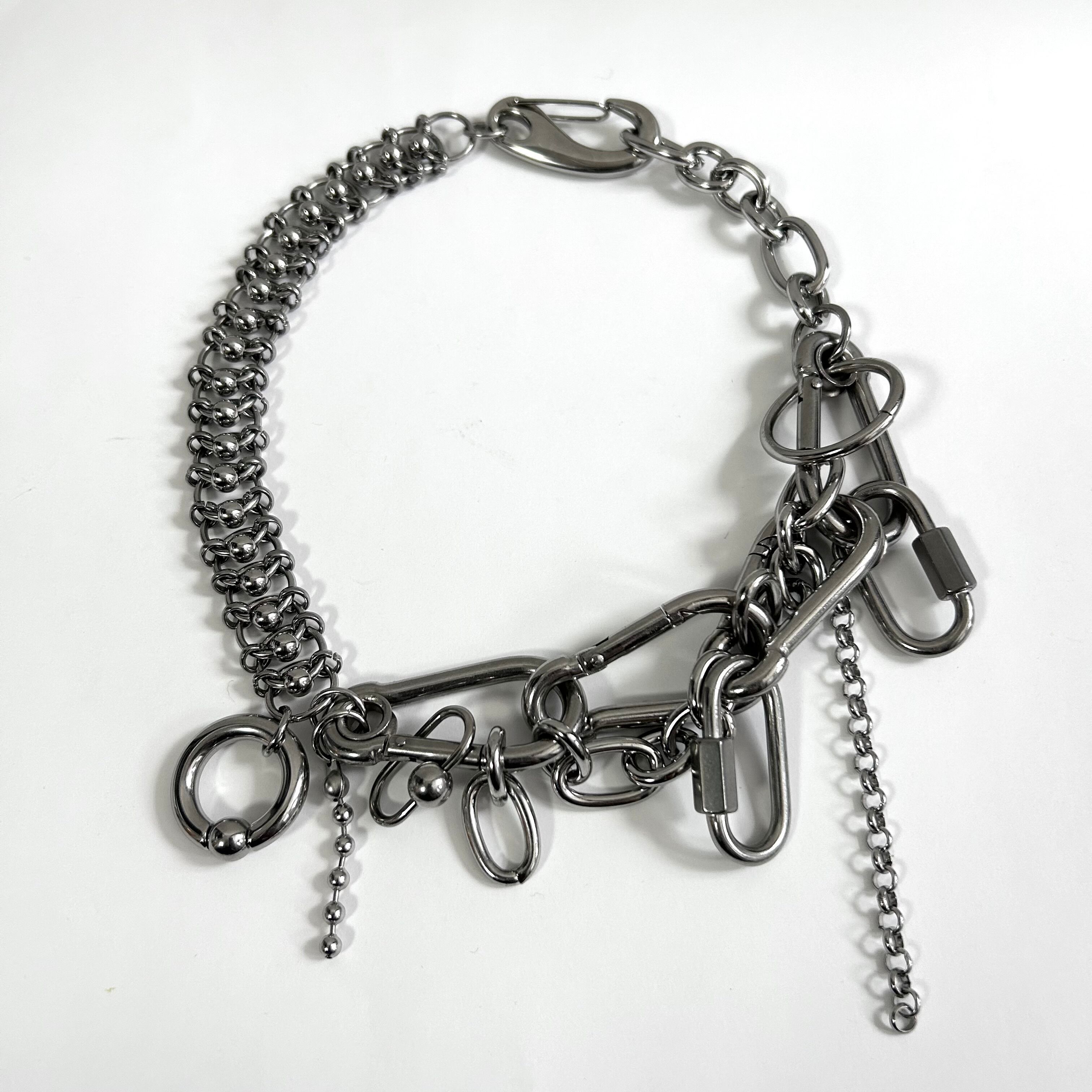 carabiner necklace | VENE