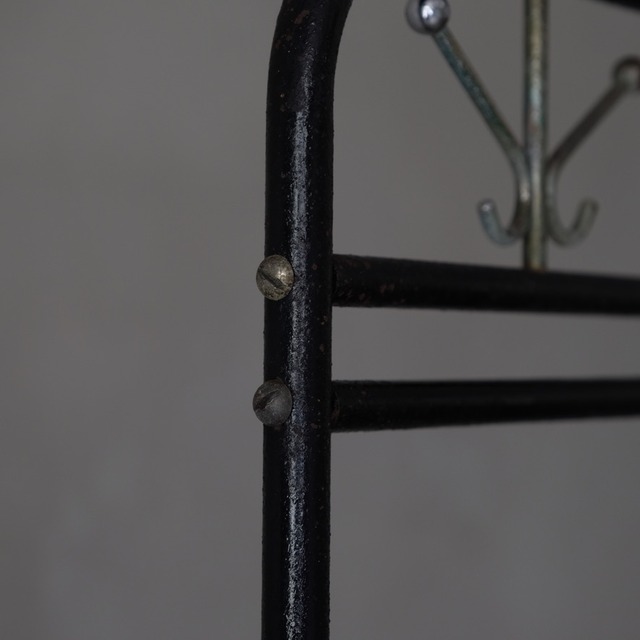 Hanger rack