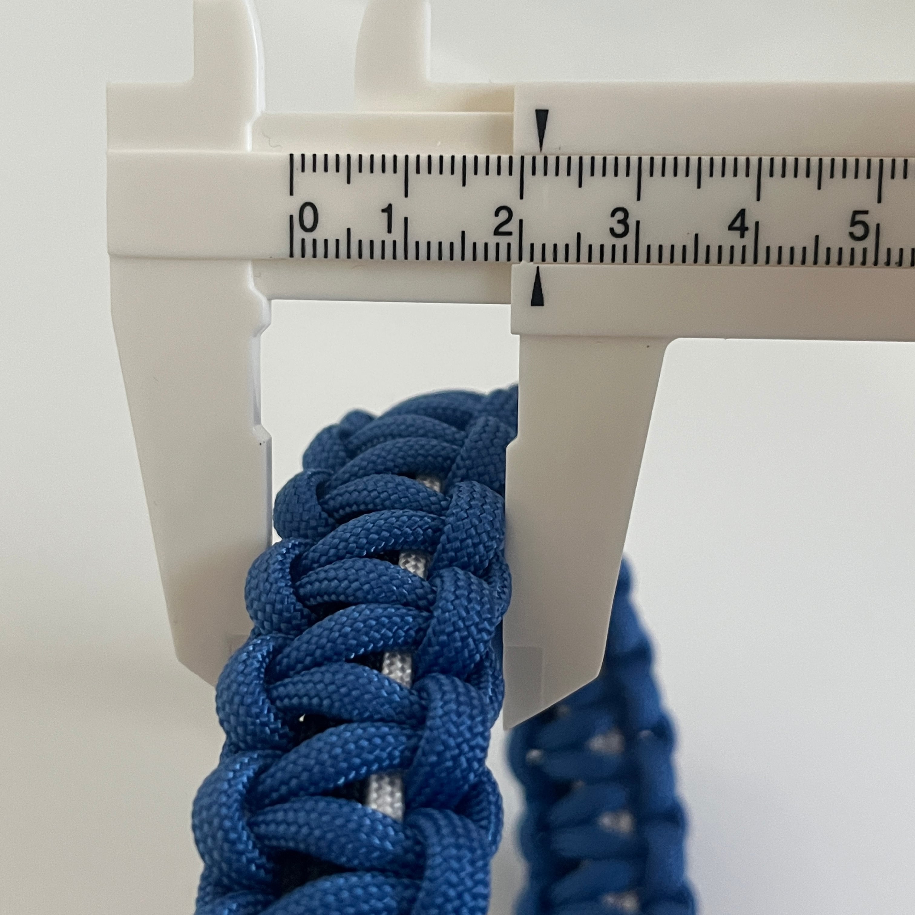 パラコードショルダーリード 全長：2m60cm | SPARQCOLLaR
