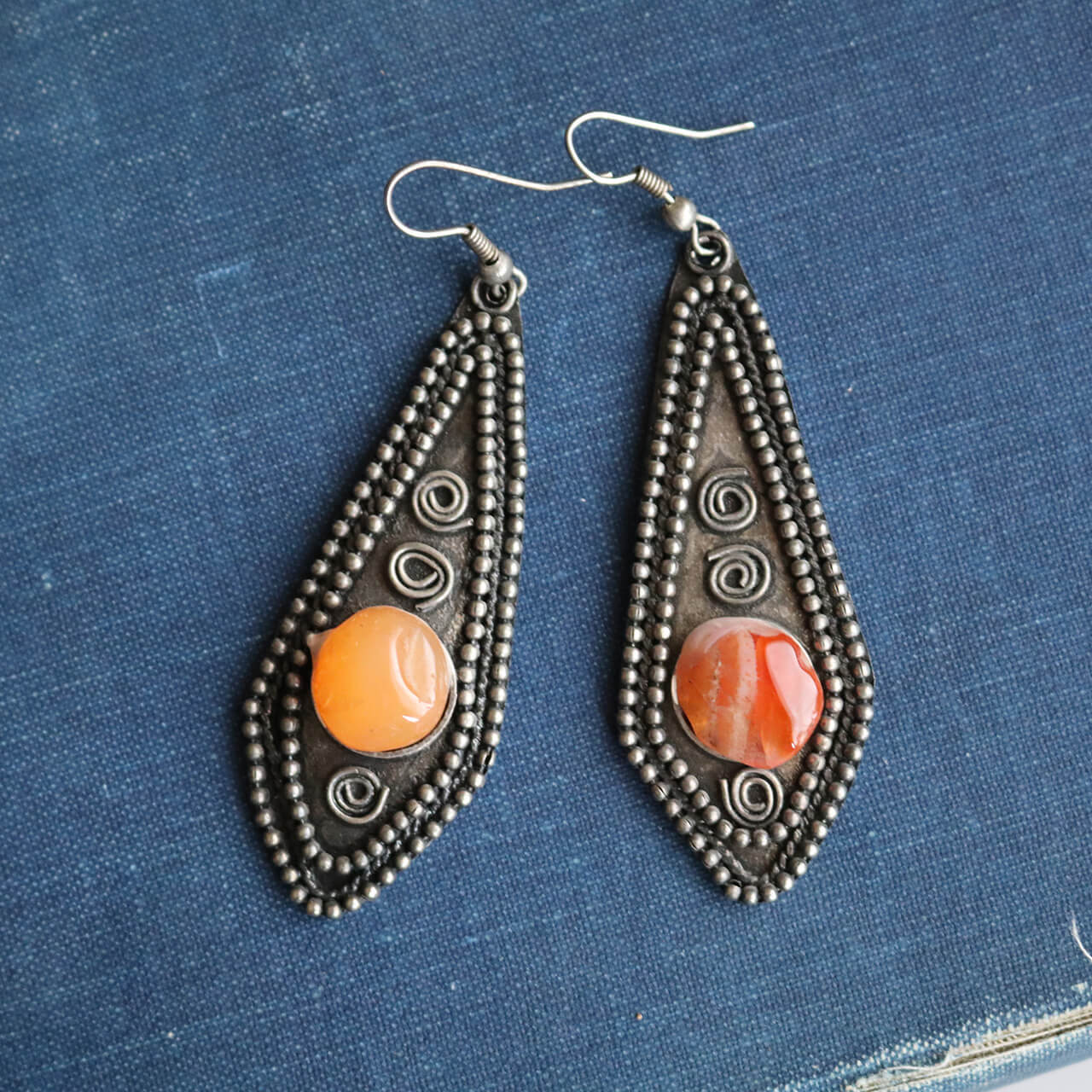 ウズベキスタン シルバーアクセサリー ピアス オレンジ ＊ 職人の