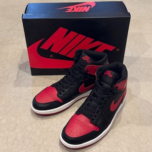 AIR JORDAN 1 RETRO HIGH OG BLACK/VARSITY RED-WHITE / ナイキ ジョーダンブランド エアジョーダン 1 レトロ ハイ オージー ブラック/レッド