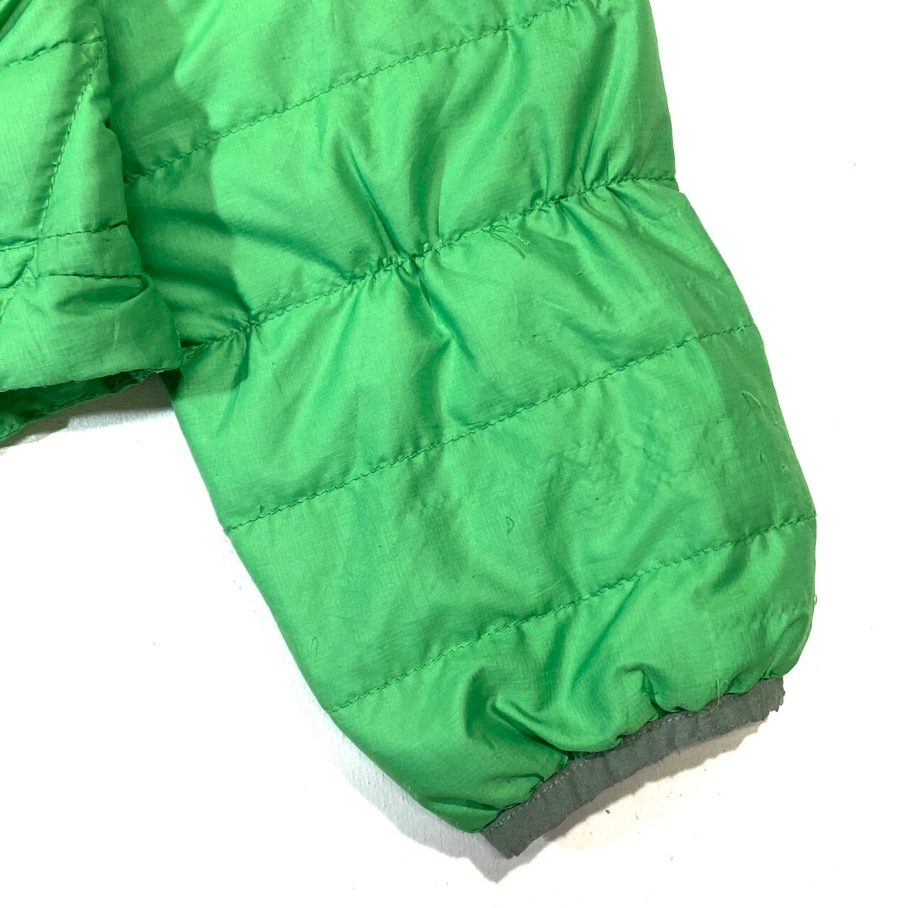 人気カラー 13年製 パタゴニア Patagonia シラントロ グースダウン