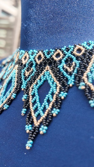 クリザ・シリャンカ エメラルド（ウクライナ伝統手工芸・最高品質ビーズアクセサリー）