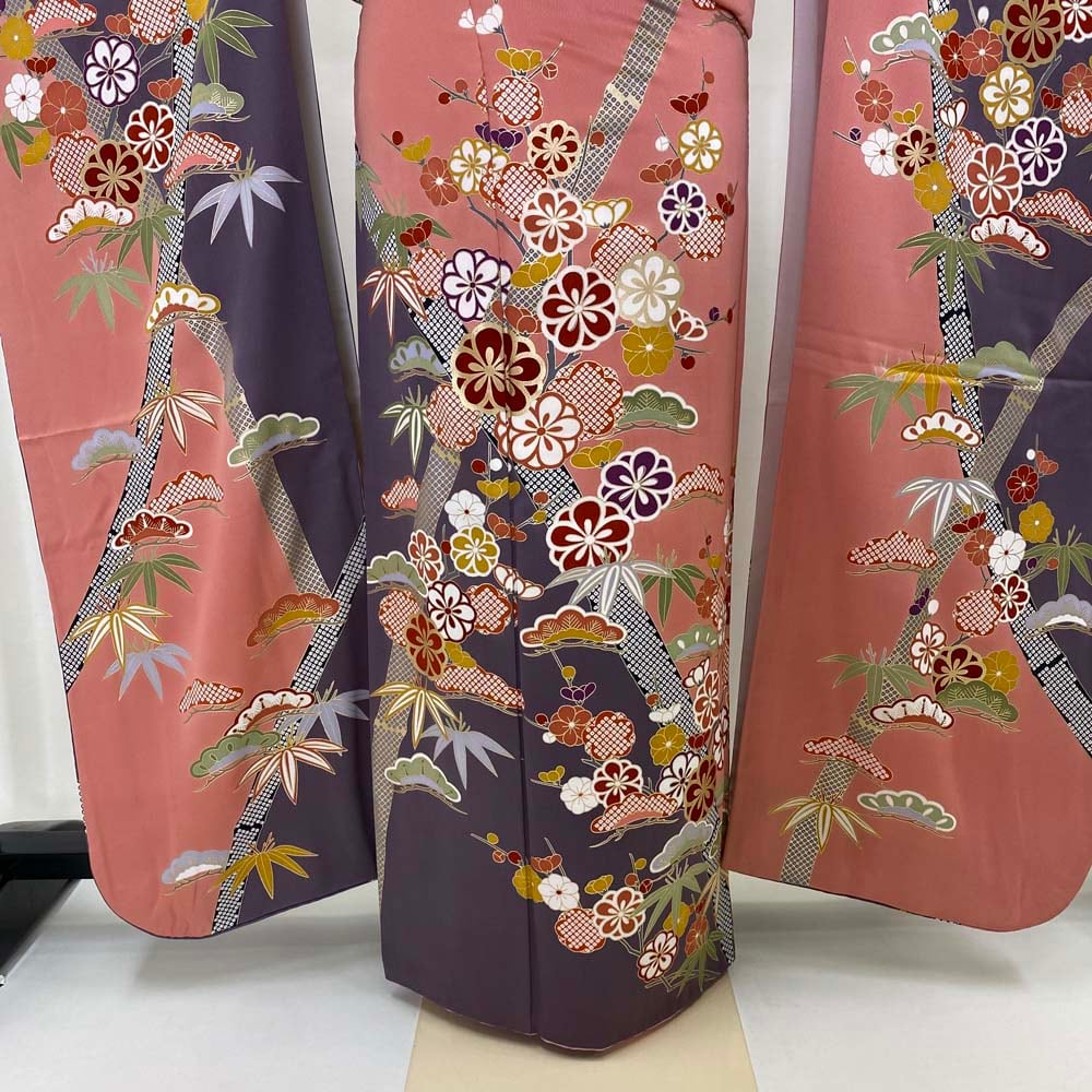 振袖 中古 ピンク 薄紫 松竹梅 正絹　Lサイズ　成人式　幅広 大きい　裄69cm　身丈166.5cm　 2618 振袖 中古 ピンク 薄紫 松竹梅 正絹 Lサイズ 成人式 幅広 大きい 裄