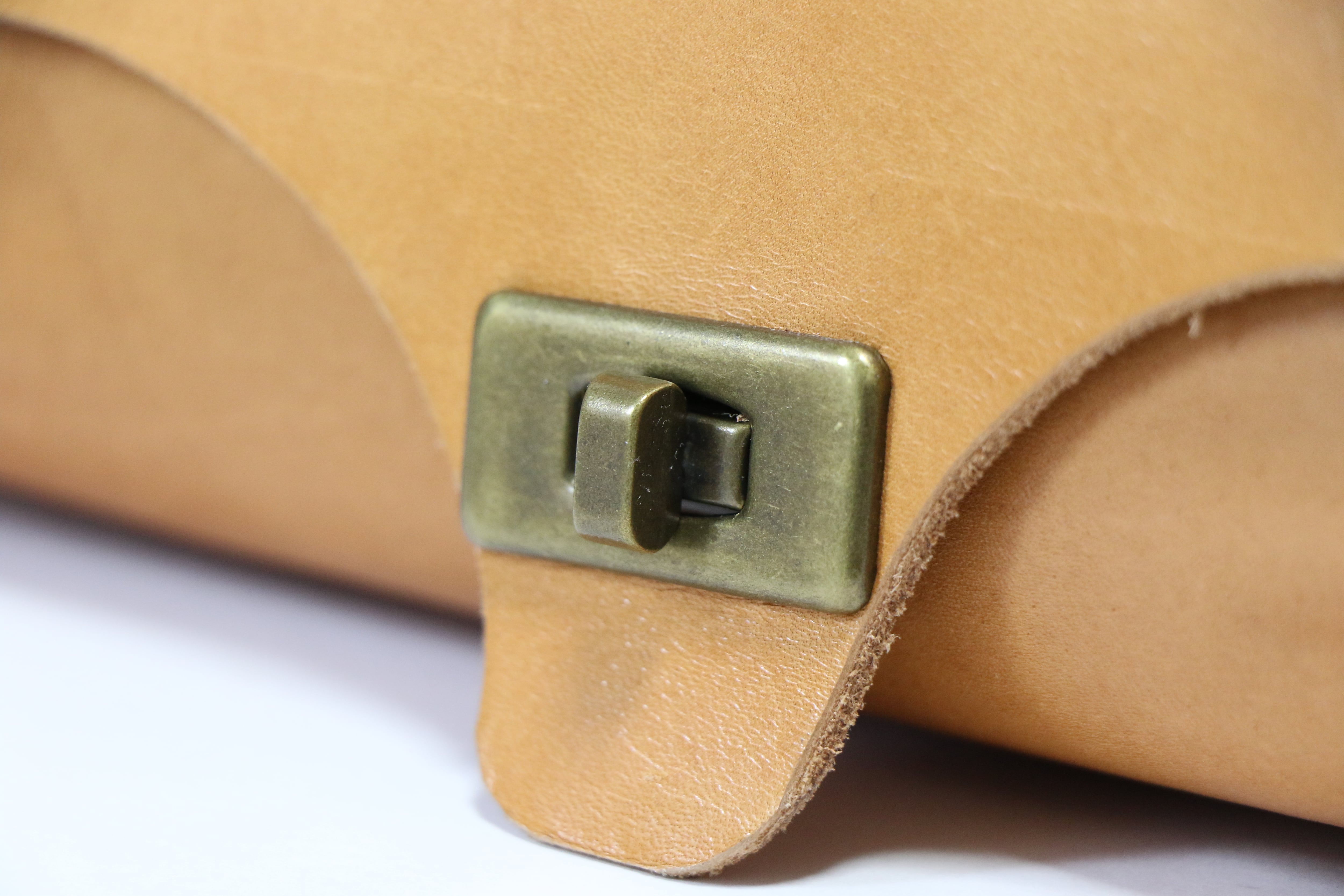 バイク用革製ツールバッグ | WHITE HORSE