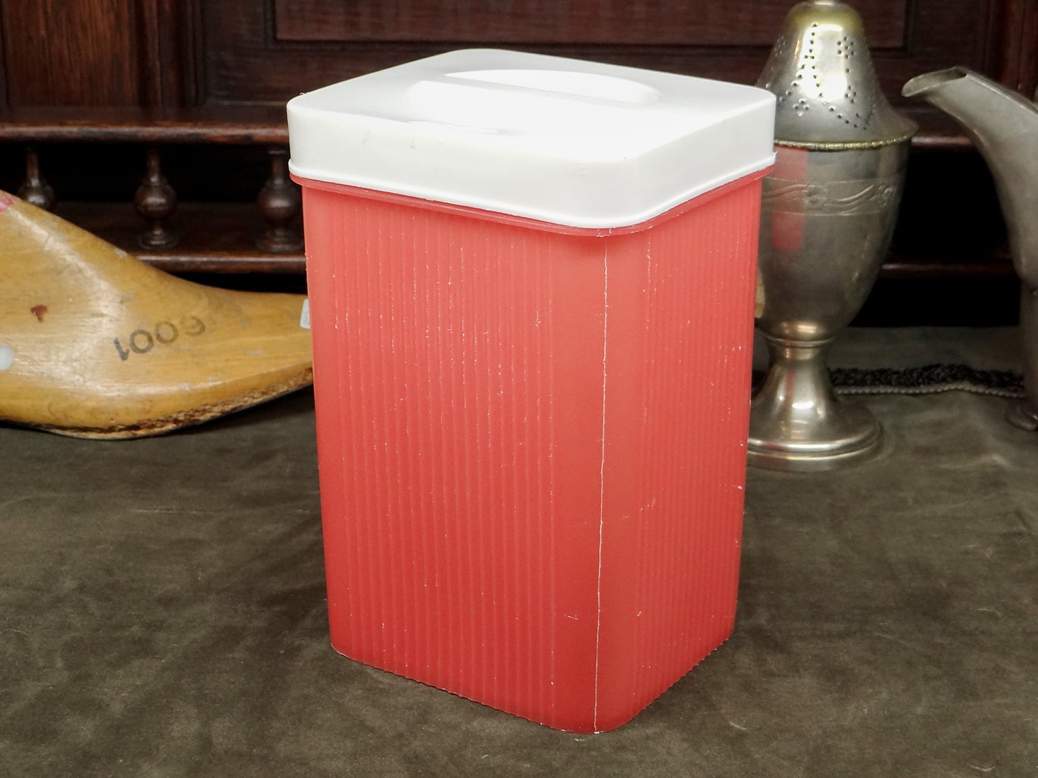 Vintage】ベルギー キャニスター ホワイト/クリアレッド Palmafina