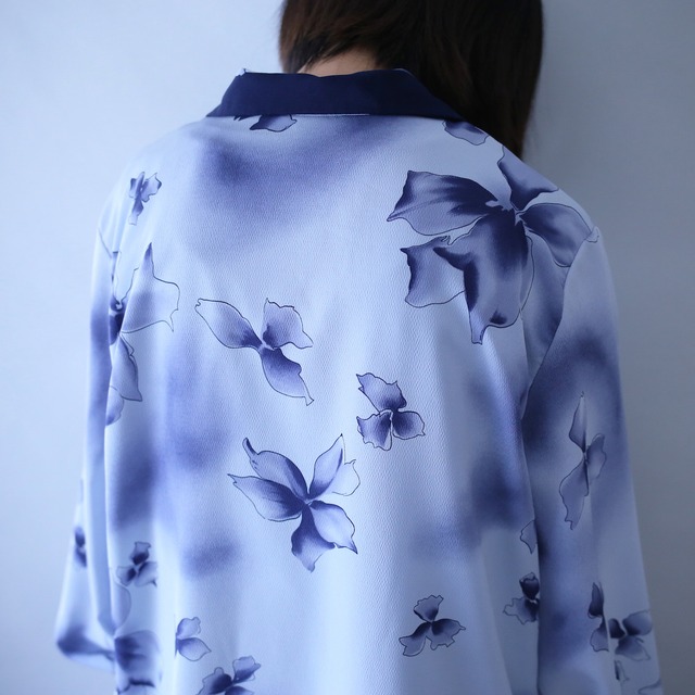 beautiful blue flower pattern loose silhouette open collar shirt
