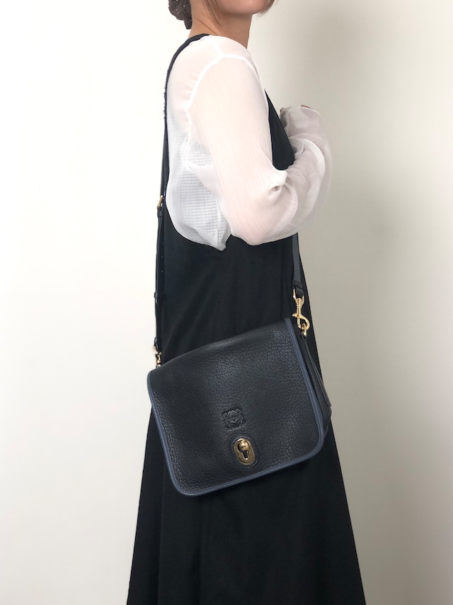LOEWE ロエベ ショルダーバッグ ネイビー×ブラック アナグラム レザー ロック vintage ヴィンテージ オールド r7bby7
