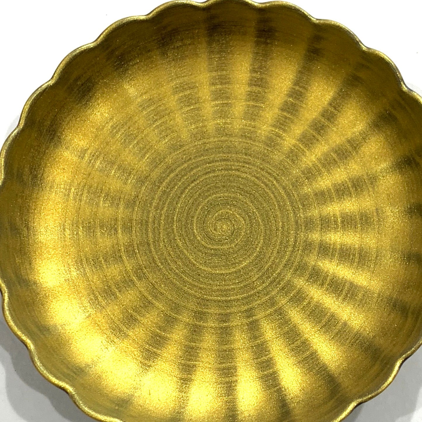 金・銀 菊割小皿 | 24to3［西富陶磁器オンラインストア 有田焼・波佐見焼］