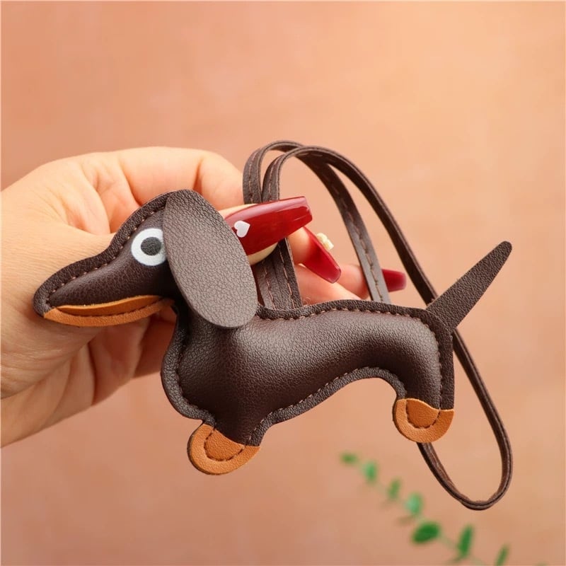 ダックスフンドチャーム レザーバッグタグ／全8色展開｜バッグアクセ