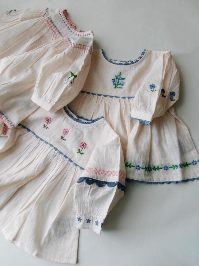 【Emile et Ida】Cream Floral Embroidered Blouse