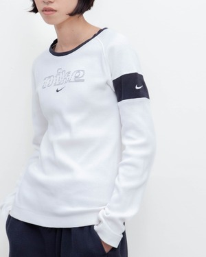 2000s NIKE - embroidered L/S thermal top