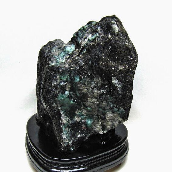 4.1Kg エメラルド 原石 台座付属 一点物 191-589