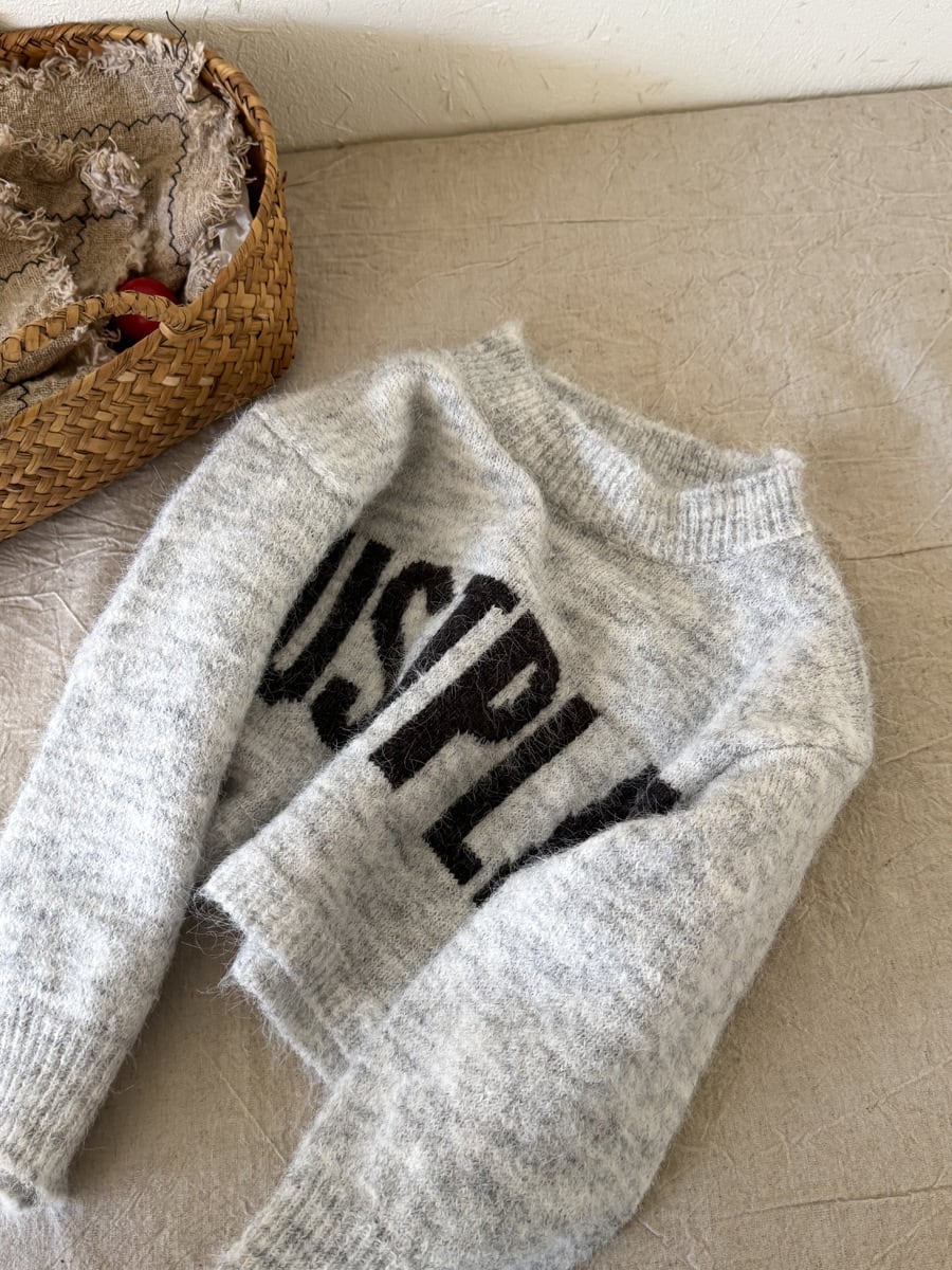 JUSTPLAY ショート丈薄手ニット