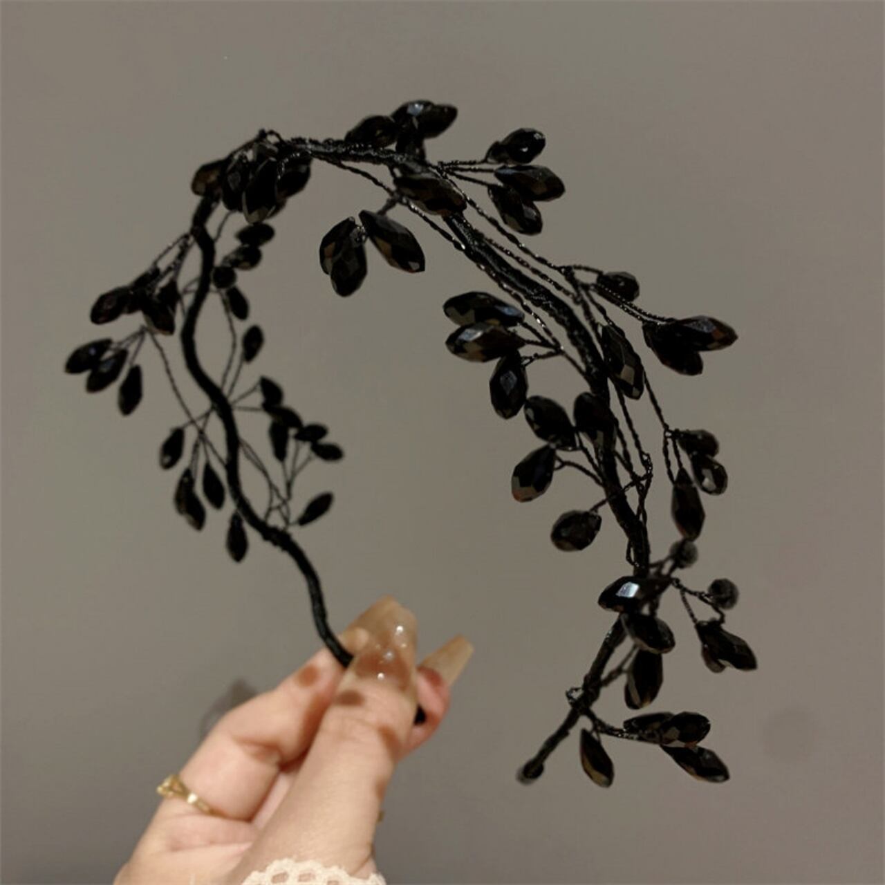 Leaf Motif Beaded Hair Accessory 01046