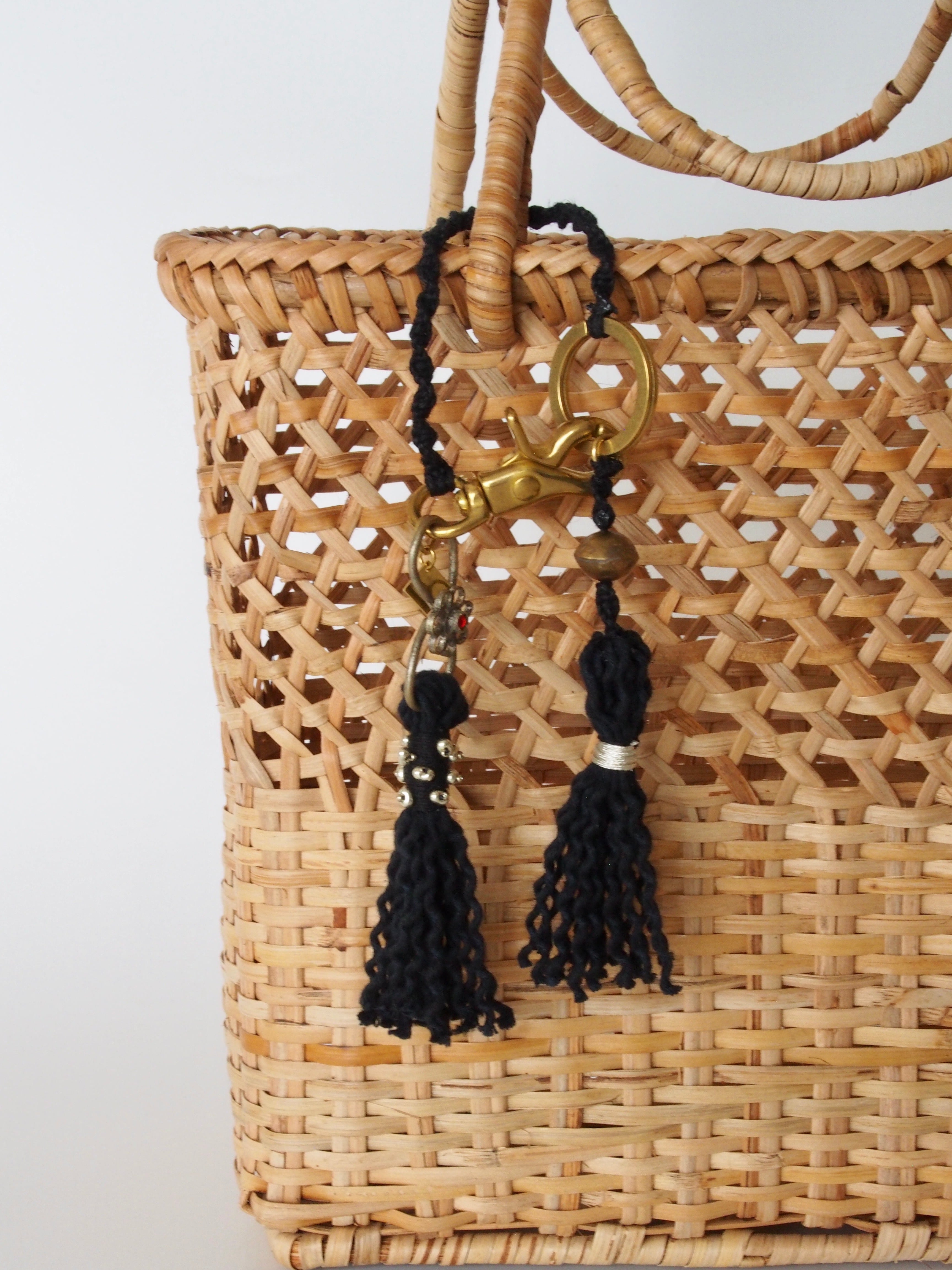 《DiDi by Lily》tribal charm -sumikuro-【A】
