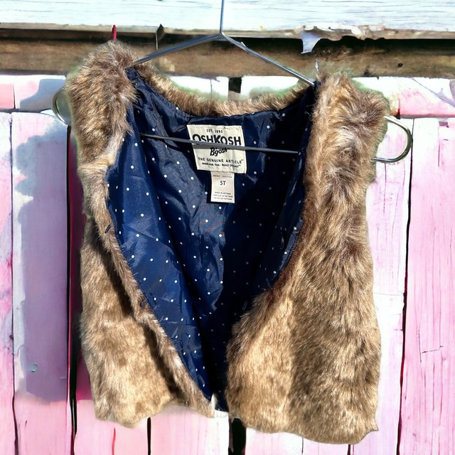 OSH KOSH B'GOSH fur vest size5T