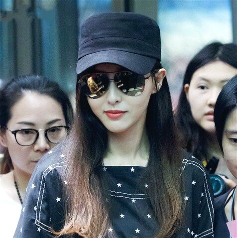 ヤーントップス オータムウィンターレディース コットン 帽子 スプリング 春物 サマー 夏物 秋物 冬物 ブラック・アイド・ピーズ21031443739