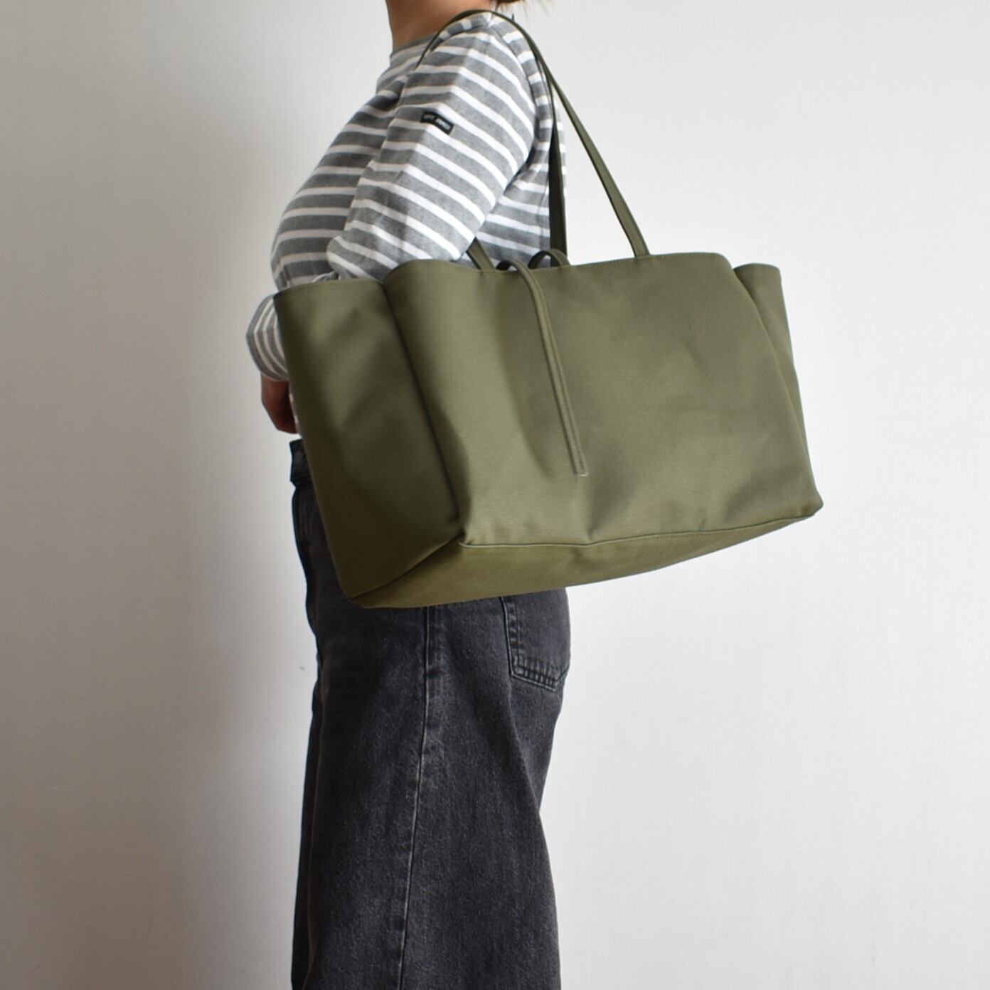 BOX2 TOTE BAG(オリーブ/カーキ） | cherie aimer trip（シェリ エメ