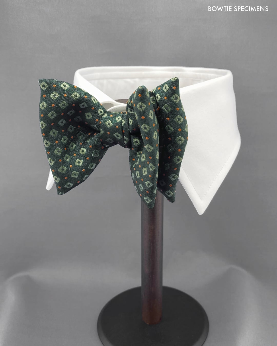 ボウタイ メンズ ブランド クラシック・バタフライ (グリーン×オレンジ