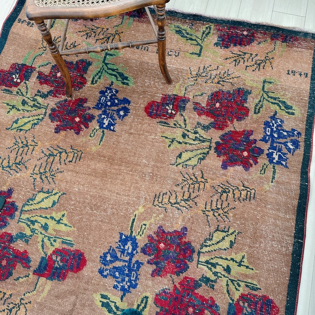 トルコ ヴィンテージラグ TR009 | ニーデ | 143cm × 246cm