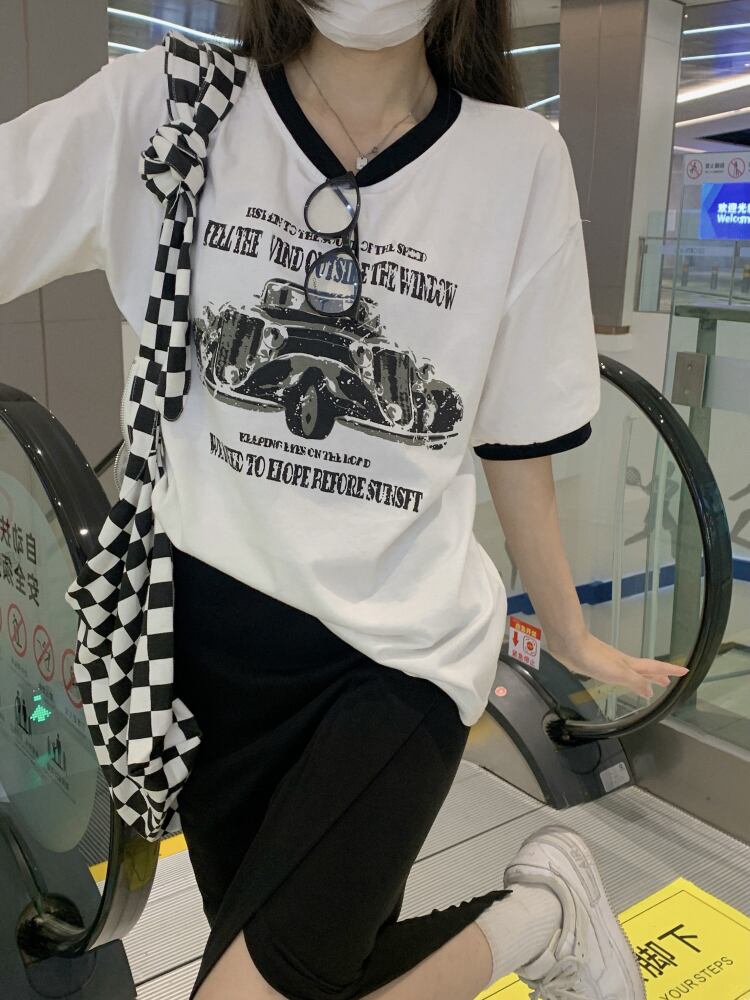 Tシャツ サマースタンダードカラースタイルルーズ薄手ホワイトトップス レトロ 大人ガーリー スウィート キュート カジュアル かわいい 夏物 ブラックストロベリース76957616536