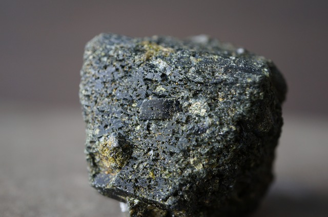 パキスタン産エピドート Epidote 2327