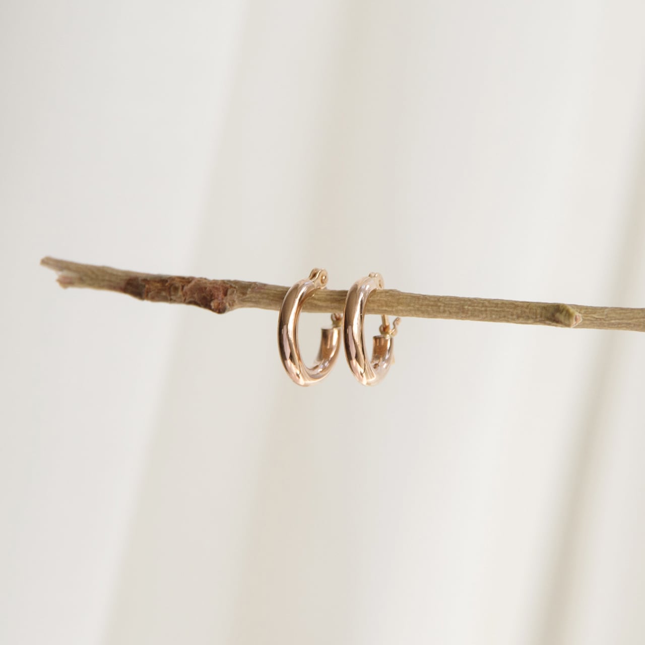 限定1ペア〉K18ピンクゴールド 直径10mm パイプフープピアス