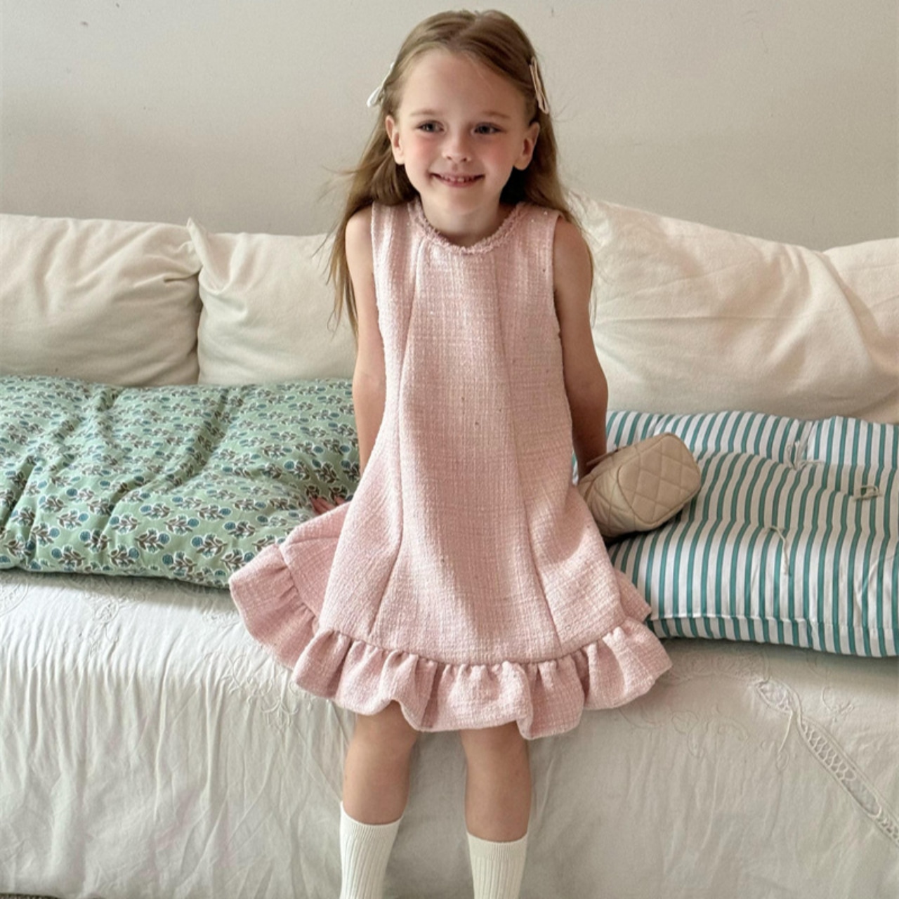 秋ピンクスパンコール織りワンピース