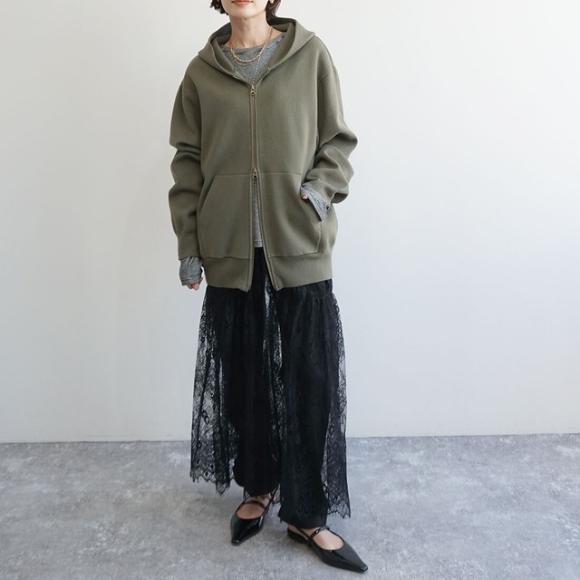 バックロゴフーディー