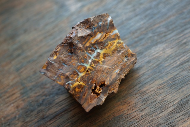 ボルダーオパール  Boulder Opal  987