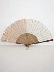 杉山江見堂 糸入り落水団扇7寸(ワインの澱と茜)