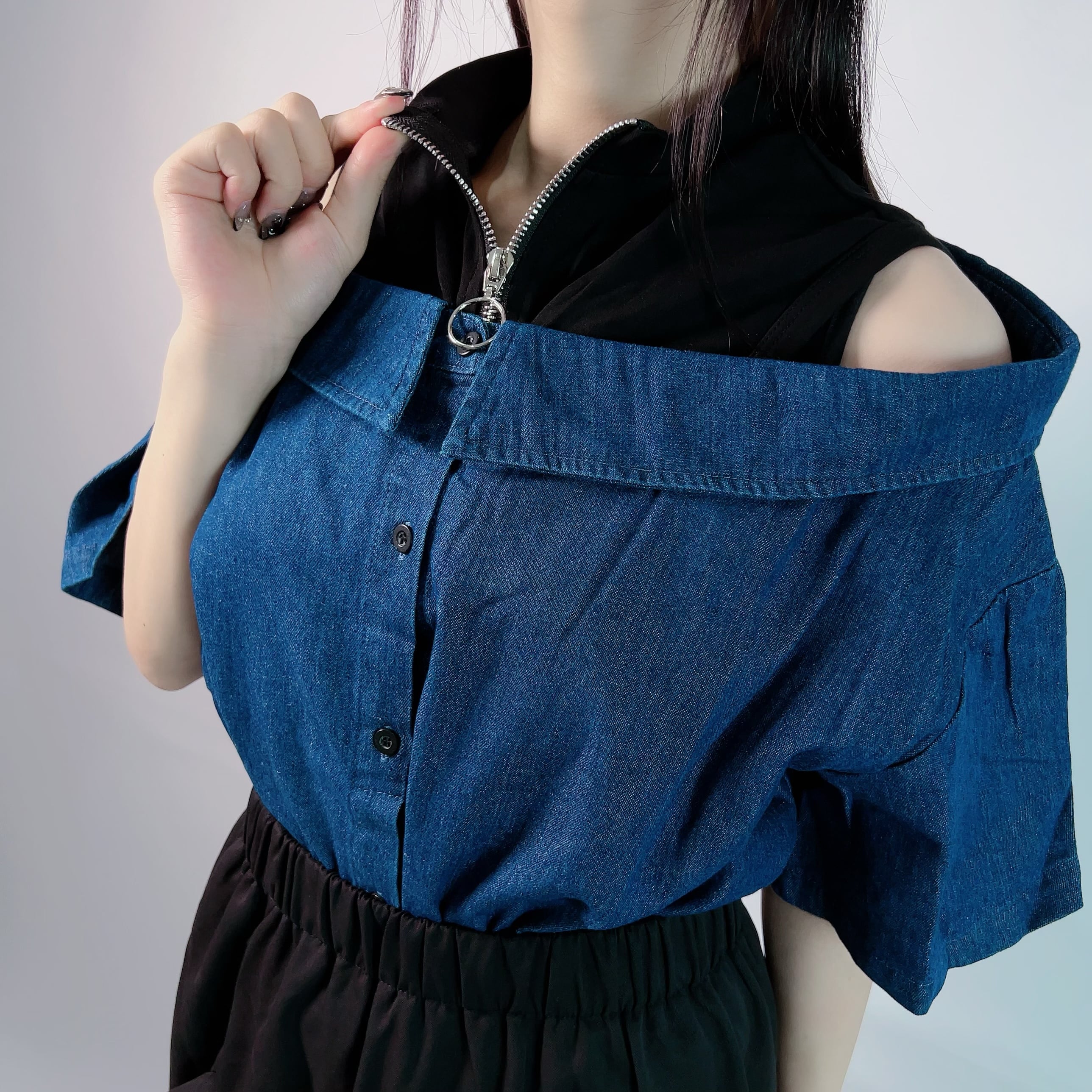 OFF-SHOULDER LAYERED DENIM SHIRT | NIER CLOTHING powered by BASE