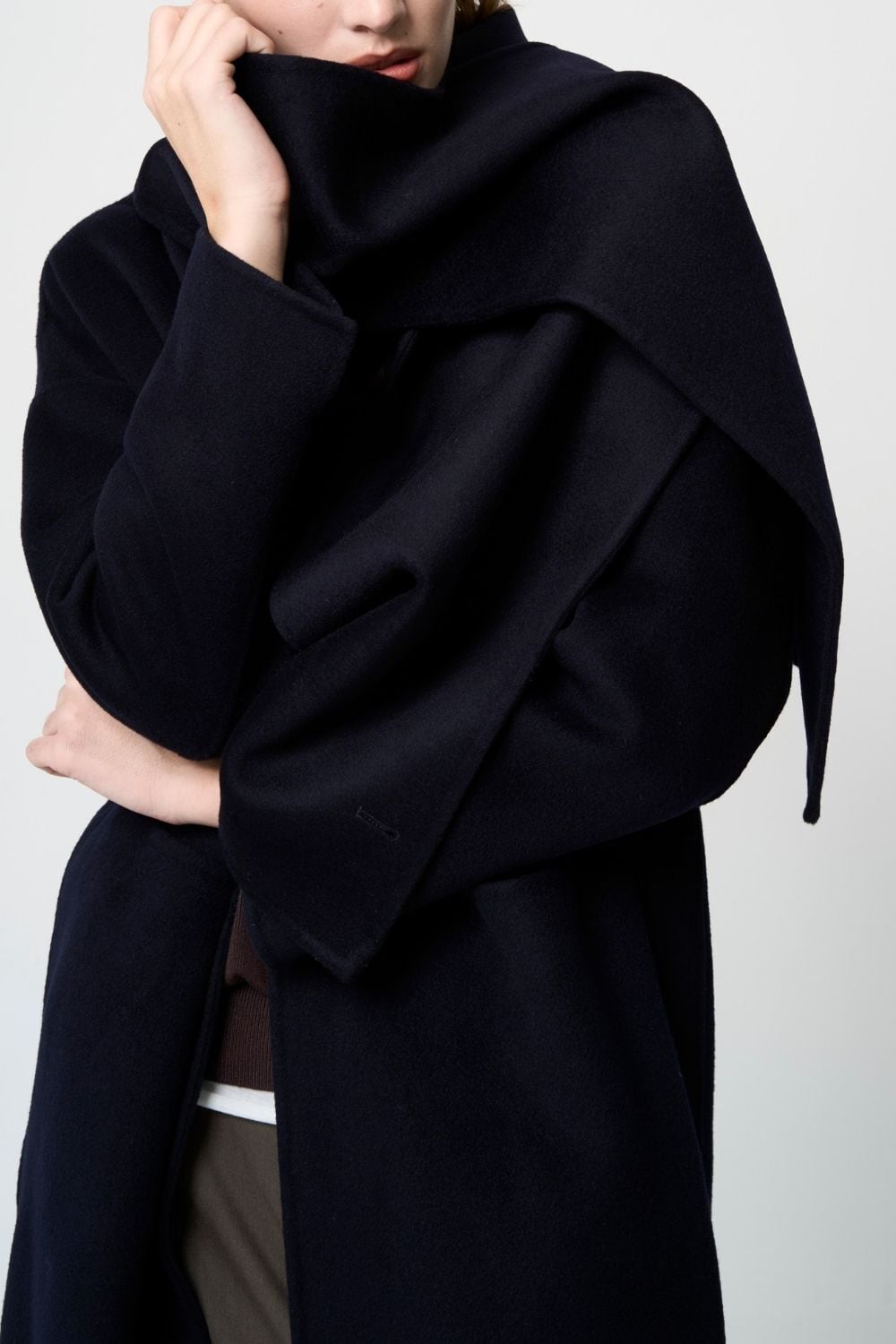 残りわずか Wool River Tailored Coat - Dark Navy | seven dot