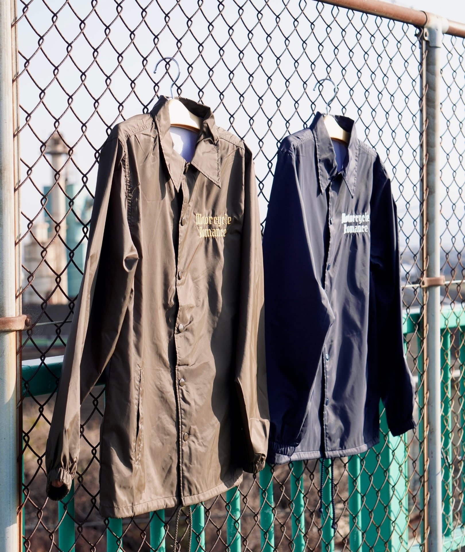 BROWN】NYLON COACH JACKET | COCOROY