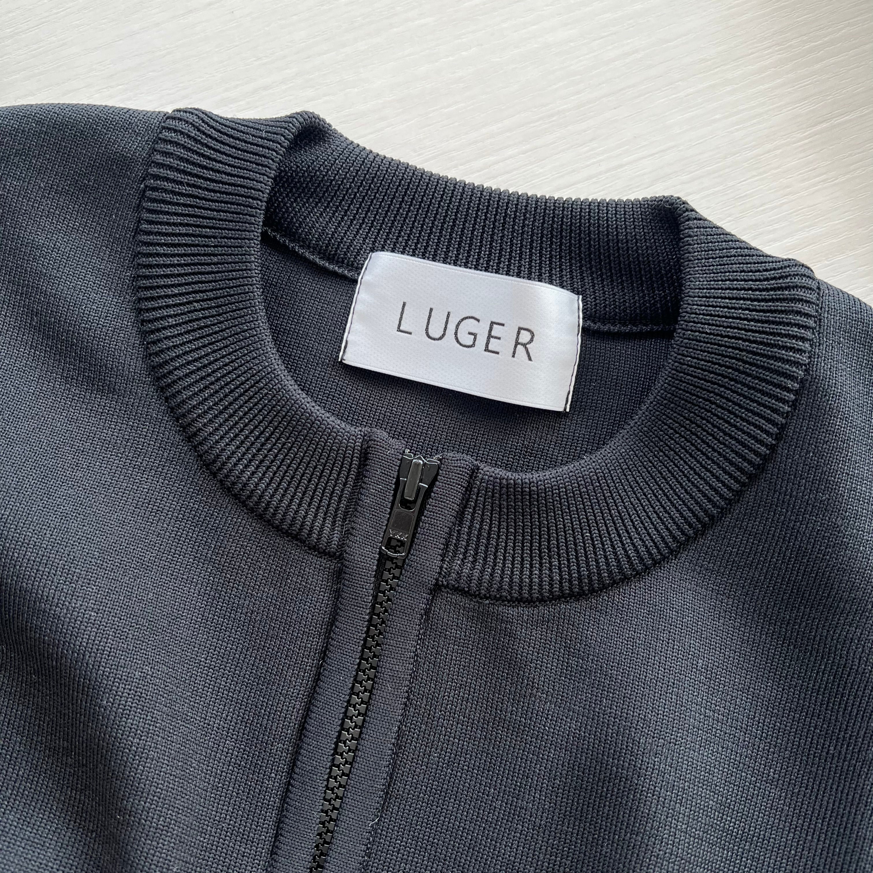 送料無料 非冷凍品同梱不可 値下LUGER by akko3839 (SYSORUS)ジップ